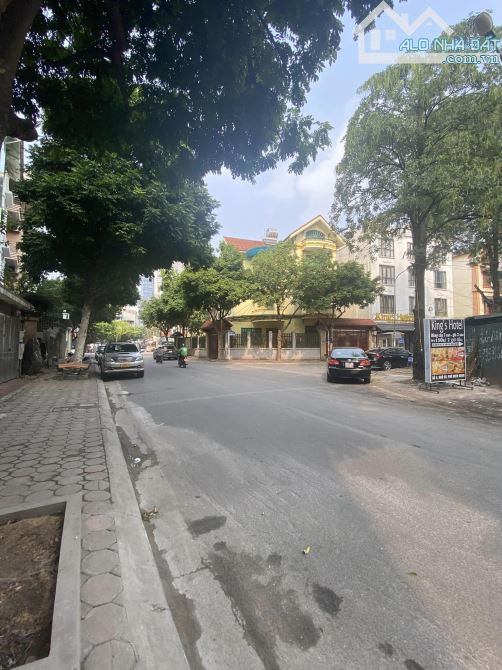 ⚜️ Bán Tòa VP 6T Thang máy, Khu ĐTM Dịch Vọng, Cầu Giấy, 101m2 MT 6m, Chỉ 48 Tỷ  ⚜️