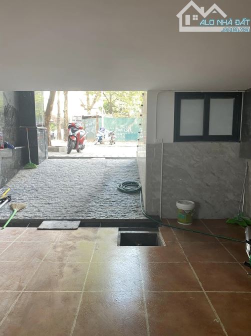 ⚜️ Bán Tòa VP 6T Thang máy, Khu ĐTM Dịch Vọng, Cầu Giấy, 101m2 MT 6m, Chỉ 48 Tỷ  ⚜️ - 2