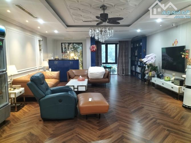 Bán nhà phố Mạc Thái Tổ, phân lô liền kề, DT80m2 x 7 tầng, MT 6m.