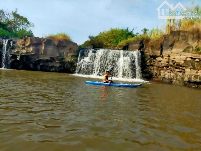 BÁN KHU NGHĨ DƯƠNG 8800M2 CÓ 300TC CÓ BẾN DU THUYỀN  VIEW HỒ SÔNG RAY GIÁ  22.5 TỈ - 8