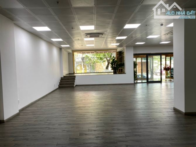 VP tầng trệt tòa nhà - 110m2 - Đường Cửu Long, Tân Bình chỉ 39tr bao PQL, Bao Điện Lạnh - 3