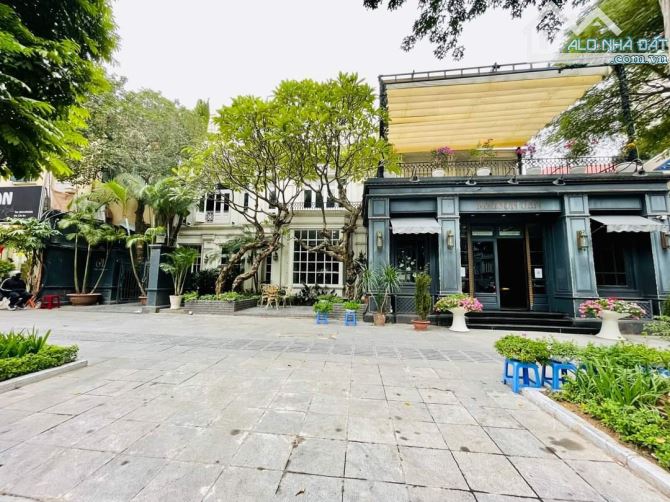 💥 Biệt thự Mặt phố VIP Trần Hưng Đạo, Hoàn Kiếm, 750m2 3T MT 21m, Chỉ 635 Tỷ 💥