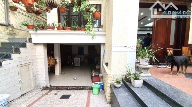 Phân Lô VĂN CAO BA ĐÌNH - 110m2 7 TẦNG THANG MÁY - GARA OTO TRÁNH - NỘI THẤT 3 TỶ - 22 Tỷ. - 2