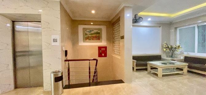 Bán khách sạn Trần Quốc Hoàn, Cầu Giấy 75M2 9T MT6m 22P 26,8 tỷ Ô Tô DT 300tr/tháng