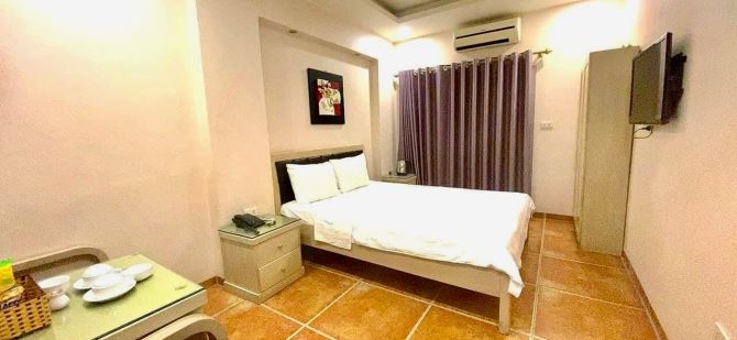 Bán khách sạn Trần Quốc Hoàn, Cầu Giấy 75M2 9T MT6m 22P 26,8 tỷ Ô Tô DT 300tr/tháng - 3