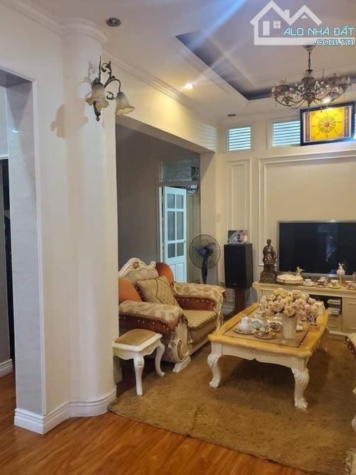 💥 Bán Tòa Khách sạn VIP 9T Lò Sũ, Hoàn Kiếm, 100m2 MT 4.5m, Chỉ 102 Tỷ 💥 - 2