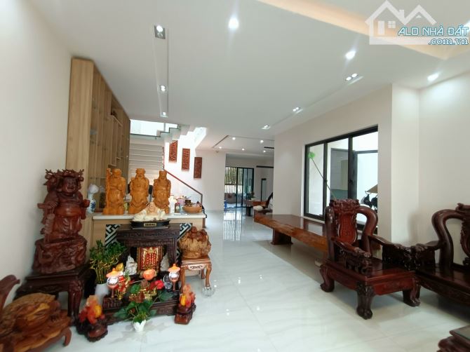 BIỆT THỰ SANG CHẢNH NỘI THẤT VIP MT MAI CHÍ THỌ, dt 250mx2t, mt 10m, giá đầu tư - 2