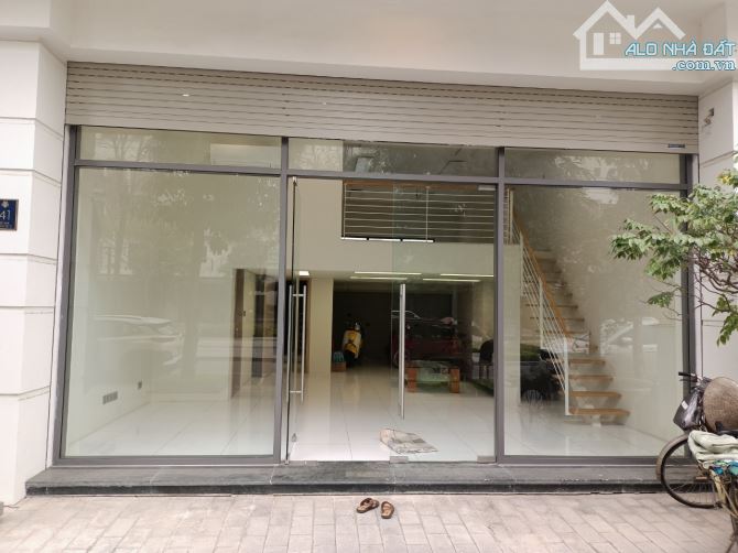 Chủ nhà trong kđt the manor centrall park cho thuê cả căn 75m full điều hoà - thang máy. - 1