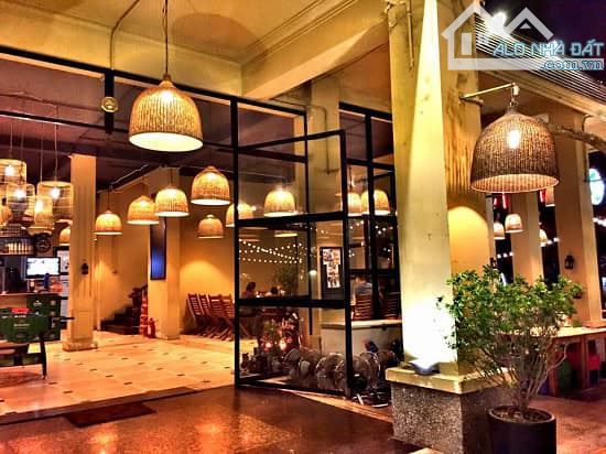 💥 Tòa Văn phòng 10T Mặt phố Vũ Tông Phan, Lô góc, 310m2, MT 11m, Chỉ 129 Tỷ 💥