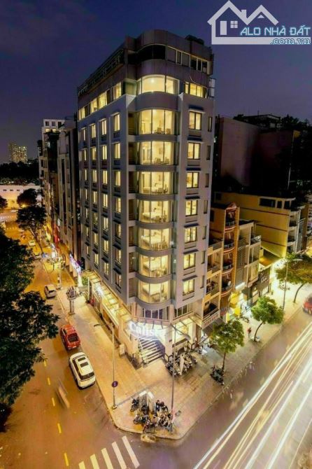 Bán building Bà Huyện Thanh Quan ngay NTMK Quận 3 - DT: 8.5mx28m, hầm 9 lầu. Giá 200 tỷ