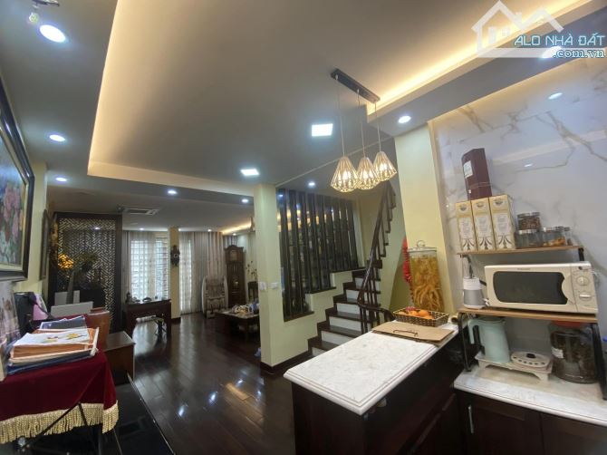 Bán nhà Tây Kết, Hai Bà Trưng, phân lô, vỉa hè ôtô dừng đỗ, 110m2x5T chỉ 15tỷ - 1