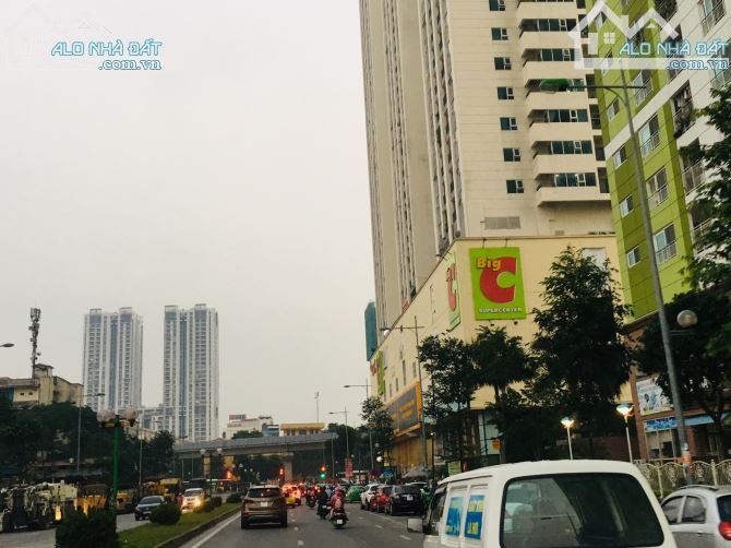 bán nhà mặt phố Nguyễn Văn Trỗi-HĐ(Đối diện BigC Hà Đông)7T thang máy.KD sầm uất.Giá 23tỷ - 4