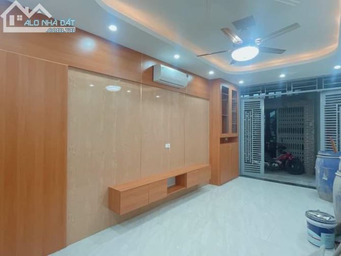 Nhà Phan Đình Giót ô tô đỗ  cửa ngõ rộng thoáng 45m², 4 tầng thoáng thiết kế siêu đẹp. - 1