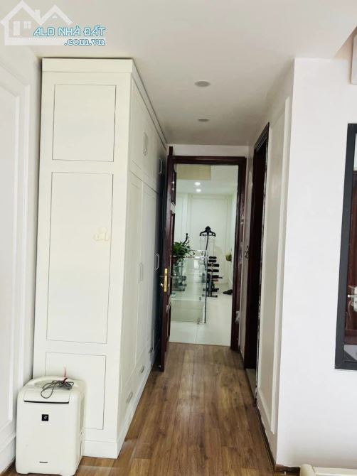 Bán nhà ngõ 165 Chùa Bộc 66m2, mặt tiền 4m, ôtô tránh có vỉa hè, Kinh doanh, Giá 27,9 tỷ - 4