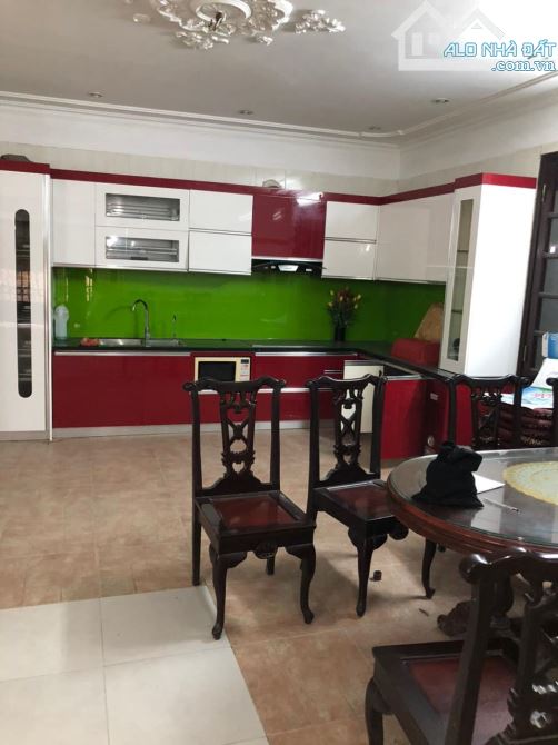 💥 Bán nhà Phố Đê La Thành, Đống Đa, 80m2 5T, MT 7m, Ô tô, Gara, KD, Chỉ 11.5 Tỷ 💥 - 1
