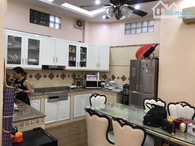 Nhà phố Kiến Hưng, P lô, thang máy nhập, Kinh Doanh, ô tô tải tránh 60m2, 13,5tỷ - 2