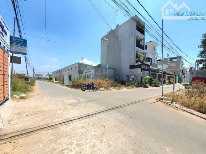 Bán đất hẻm 730 Lã Xuân Oai, Long Trường ,Quận 9 . 53m2 giá 3 tỷ 400