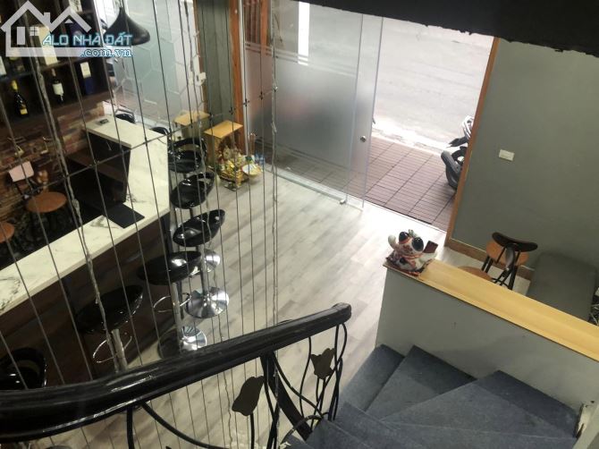 MẶT PHỐ LINH LANG, KHU PHỐ NGƯỜI NHẬT. DT 60M2, 5 TẦNG, MT 6M. GIÁ 25 TỶ