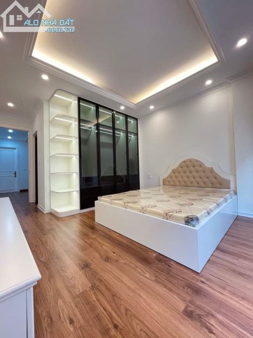 Bán nhà Phân Lô lô góc phố Nguyễn Văn Huyên, Cầu Giấy, diện tích 65m2, 7 tầng thang máy - 4