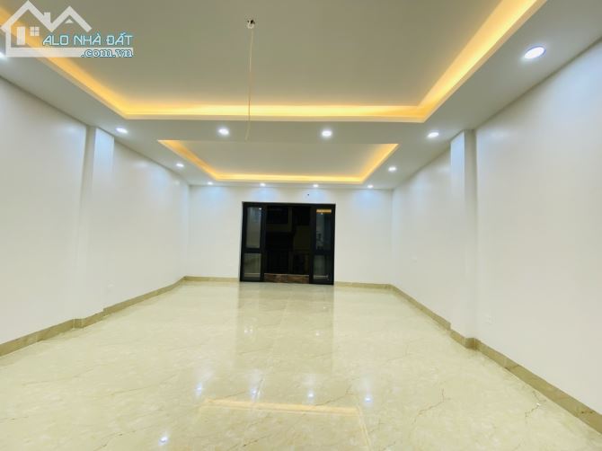 Building Tạ Quang Bửu - 150m2 6 tầng giá 32.8 tỷ - Siêu phẩm dòng tiền - 1