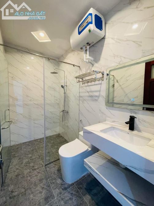 Mặt phố Trần Thái Tông - 112m2 11 tầng mt 8m giá 120 tỷ - Building đỉnh nhất Cầu Giấy - 2