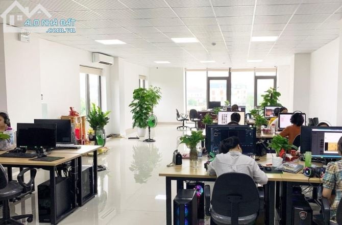 Cho thuê sàn văn phòng 75m2 tại Khâm Thiên kinh doanh cực tốt tiền vào như nước giá 12tr