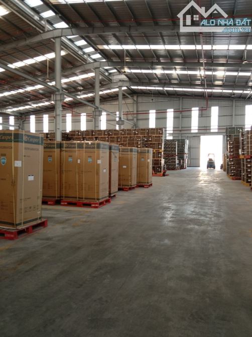 Cho thuê 4000m2 Kho, Xưởng tại khu CN  Quang Minh, Mê Linh , Hà Nội.