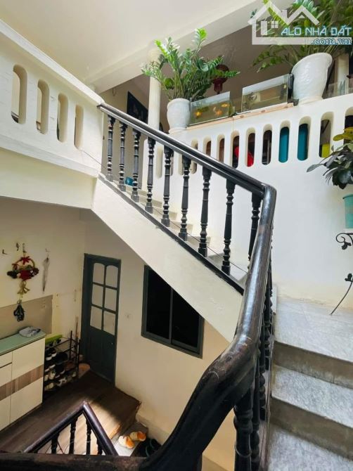 ⚜️ Bán nhà Mặt phố Cát Linh, Đống Đa, 124m2 5T MT 5m, Chỉ 62 Tỷ ⚜️ - 2