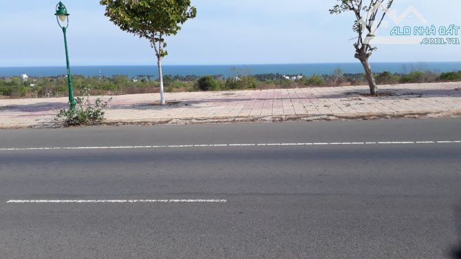Đại hạ giá-Đất gần DT715,gần Võ Nguyên Giáp-Thiện Nghiệp-Phan Thiết-DT 4.740m2