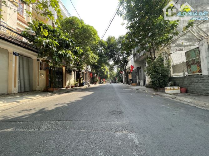 Chủ ngộp bán gấp nhà Nguyễn Văn Lượng P. 17 GV (5.5x35m) 2 lầu HXT ngay LotteMart 17.5 tỷ - 2