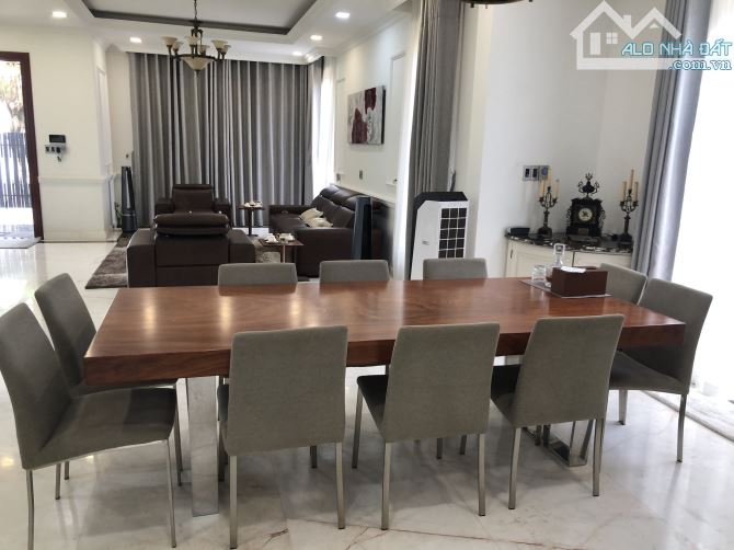 Biệt Thự Hầm 3 Lầu DT:13x20n Đường Số 3,P.Tân Phong,Q7 Khu Compound ngay Vivo City_42 Tỷ - 8