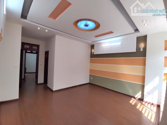 Bán nhà phân lô Bộ Công An ngõ 175 Định Công, 74m2, mặt tiền 5.5m - 2