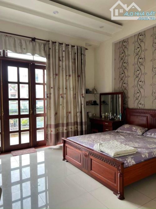 Bán nhà phường Tam Hiệp, gần ngay chợ Lý Văn Sâm, 1 trệt 2 lầu 158m2 giá giảm còn 7,5 tỷ - 6