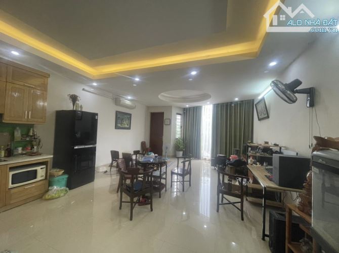 ⚜️ Bán nhà Mặt Phố Quốc Tử Giám, Đống Đa, 150m2 6T MT 5.1m, Chỉ 35 Tỷ ⚜️