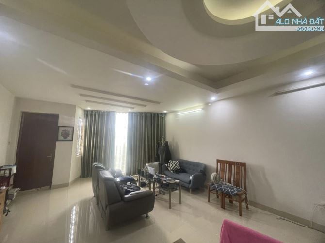 ⚜️ Bán nhà Mặt Phố Quốc Tử Giám, Đống Đa, 150m2 6T MT 5.1m, Chỉ 35 Tỷ ⚜️ - 1