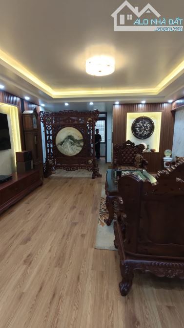 Tôi cần bán liền kề phố Minh Khai 62m2 thang máy MT 10m lô góc hơn 9 tỷ ôtô tránh vỉa hè - 4