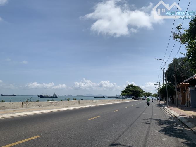 Đất mặt tiền Trần Phú đối diện biển view đẹp không bị chắn - 1