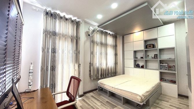 Hàng Hiếm ! Bán nhà Xóm Chỉ, P10, Q5, DT: 4.6x20m2, 2 tấm, Giá : 12 tỷ - 2