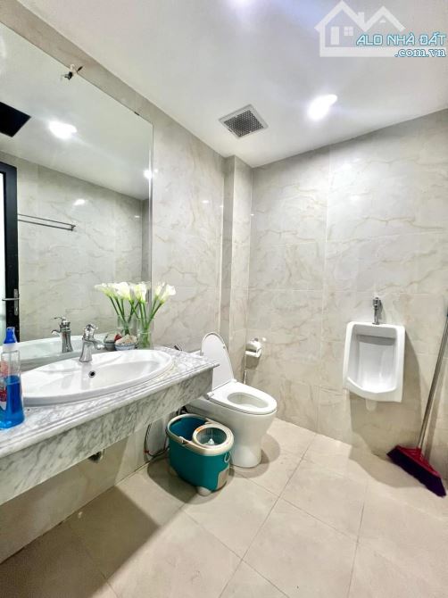 Bán Tòa Văn Phòng Nguỵ Như Kon Tum, 70m2, 8 tầng thang máy, giá 49.5 tỷ - 2