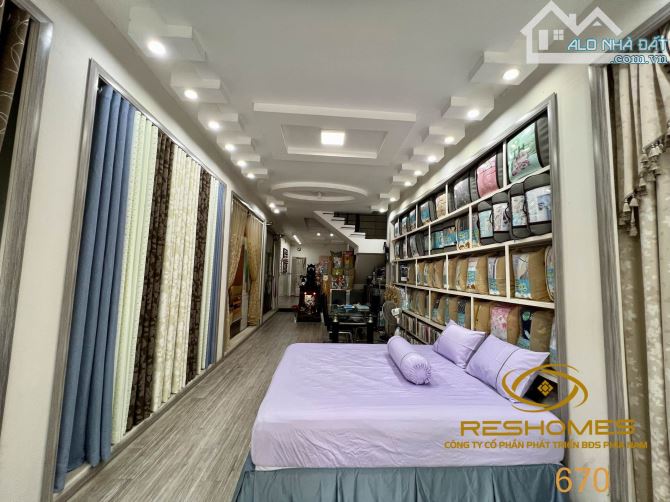 Bán nhà đường Võ Thị Sáu, phường Thống Nhất; 1 trệt 3 lầu 252m2 sàn giá 18 tỷ