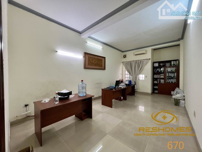 Bán nhà đường Võ Thị Sáu, phường Thống Nhất; 1 trệt 3 lầu 252m2 sàn giá 18 tỷ - 1