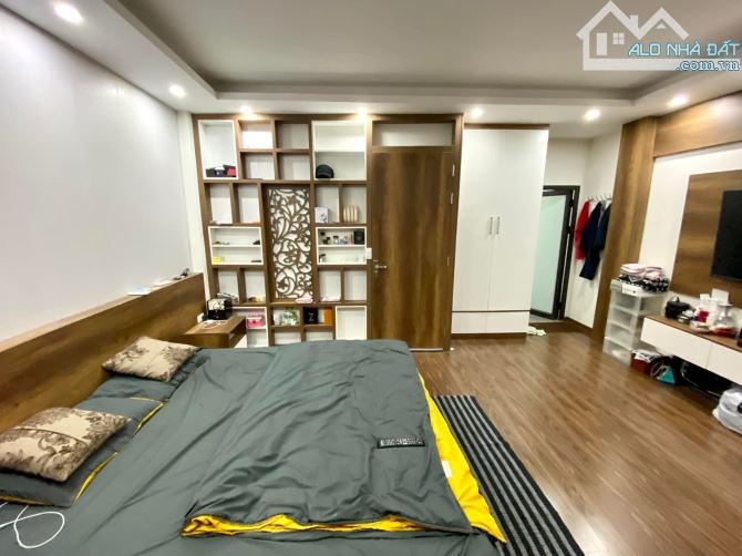 ⚜️ Bán nhà Mặt Phố Nguyễn Trãi, Thanh Xuân, 84m2 C4 MT 5.46m, Chỉ 11 Tỷ ⚜️ - 3