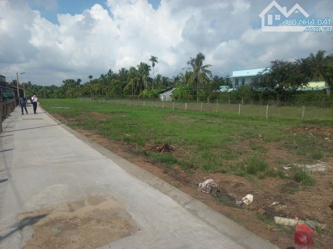 Bán đất thổ cư giá rẻ gần quãng trường Mỹ Tho - 1