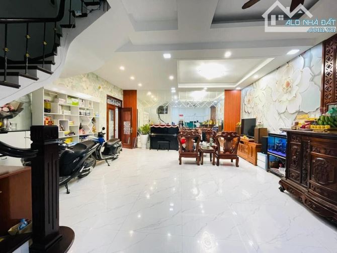 ⚜️ Bán nhà lô góc phố Đào Tấn, Ba Đình, 50m2 6T MT 14m, Chỉ 17.2 Tỷ ⚜️ - 1