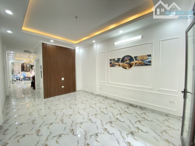 ⚜️ Bán nhà Phân Lô Phố Láng Hạ, Đống Đa, 68m2 5T MT 4m, Chỉ 17.5 Tỷ ⚜️ - 2
