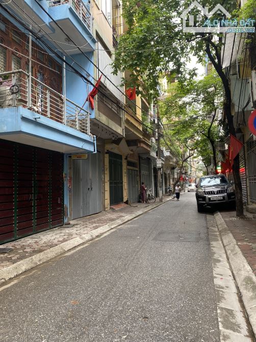 ⚜️ Bán nhà phân lô phố Văn Cao, Ba Đình, 62m2 6T MT 4m, Chỉ 15.8 Tỷ ⚜️ - 4
