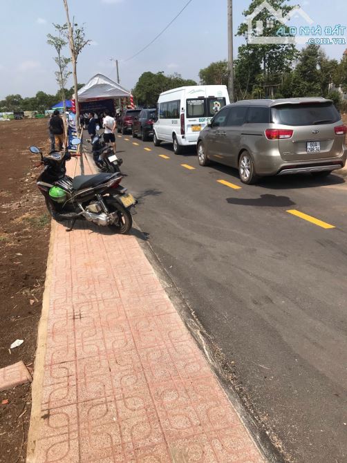 Bán lô đất 100m2 đường ĐT 769 giá 10 triệu/m2 ngay cổng chính sân bay Long Thành - 1