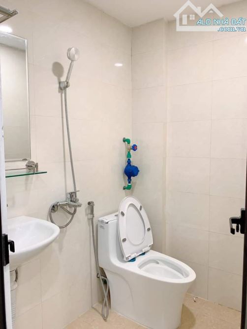 Bán Toà CCMN 9T Trần Thái Tông 302m2,MT 16m, Giá 79.5Tỷ. 96P Full N.Thất- D.tiền 7.2Tỷ/Năm - 11