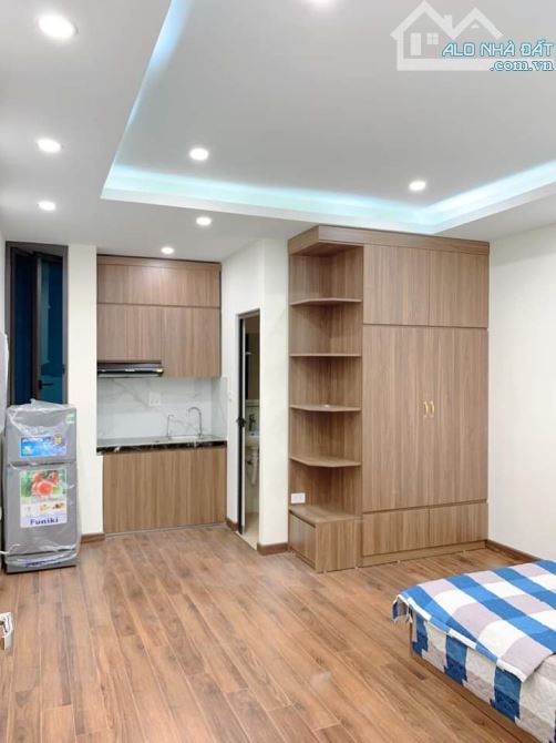 Bán Toà CCMN 9T Trần Thái Tông 302m2,MT 16m, Giá 79.5Tỷ. 96P Full N.Thất- D.tiền 7.2Tỷ/Năm - 8