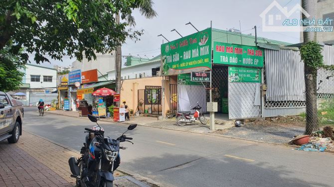 Bán nhà Mặt tiền Trương Văn Hải , đối diện trường Trung Học Hoa Lư, TNPB , Quận 9 - - 1